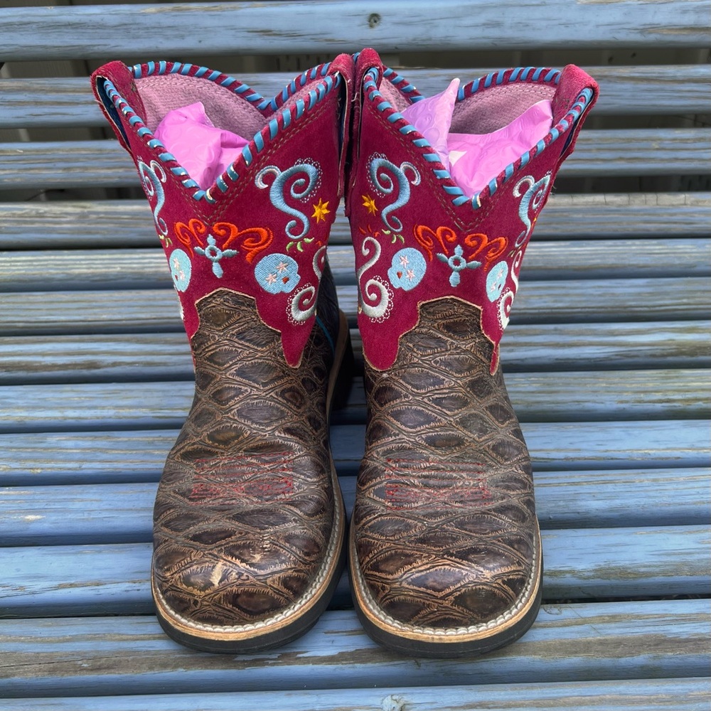 Youth Ariat Vegan Boots - Picture 2 of 8
